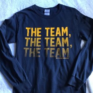 ‼️CLOSET CLOSING‼️U of Michigan Long Sleeve